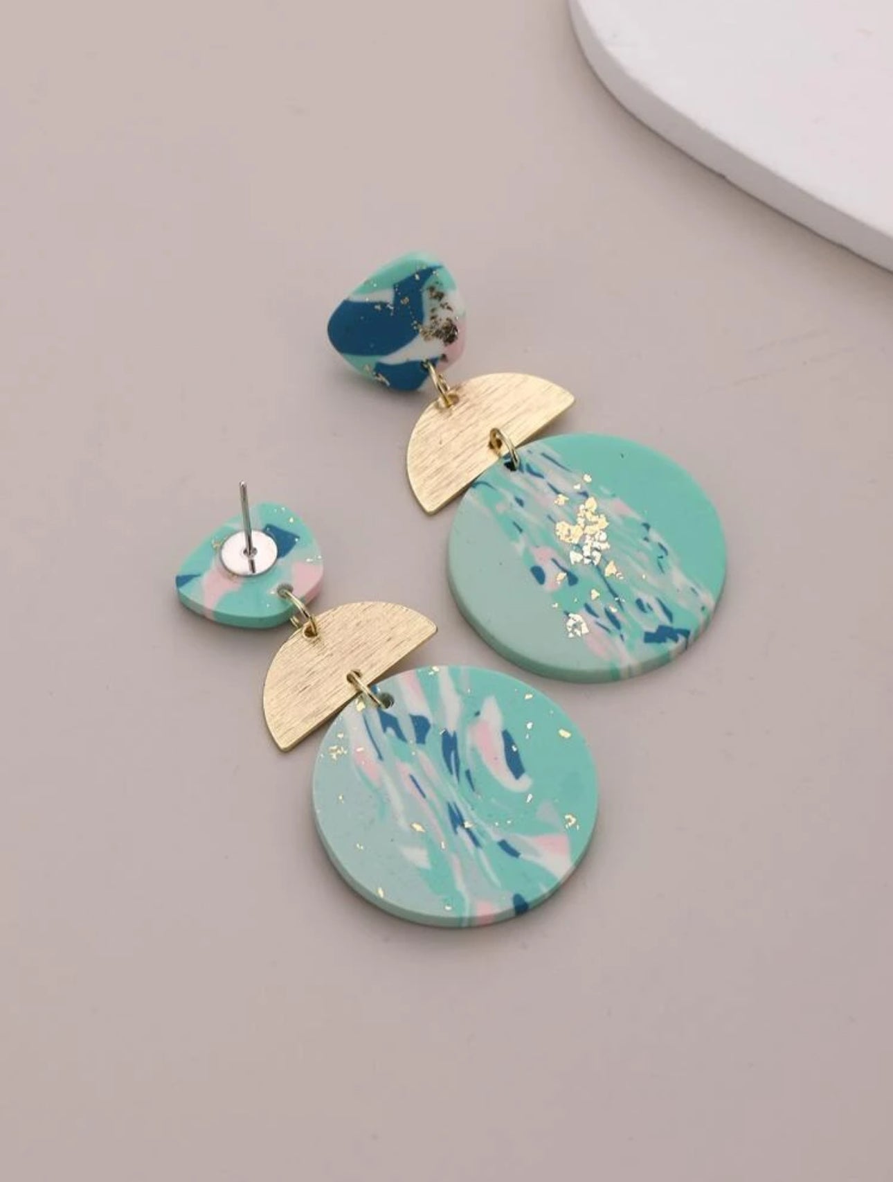 Boucle d’oreille tendance